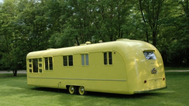 Photo of Forgotten camper left in storage for decades is a perfect time capsule from 1953