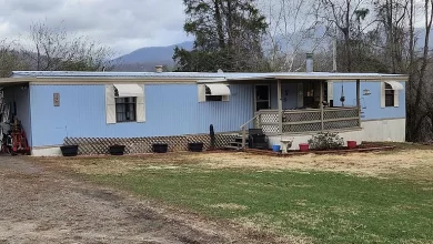 Photo of Opportunity awaits you with this 2bd/2ba mobile home situated in Carolina Highlands Retirement Community. Open concept living/dining/kitchen